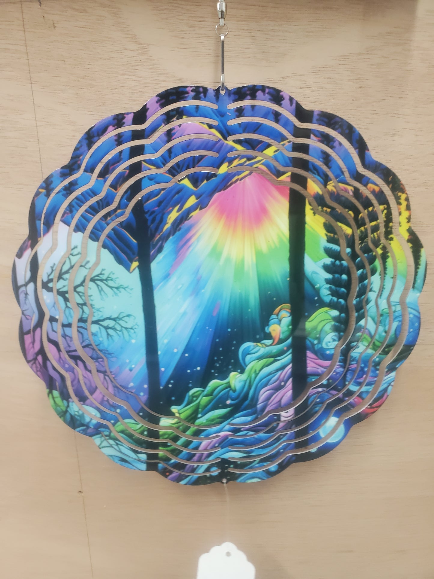 Eight inch wind spinner with sea floor design